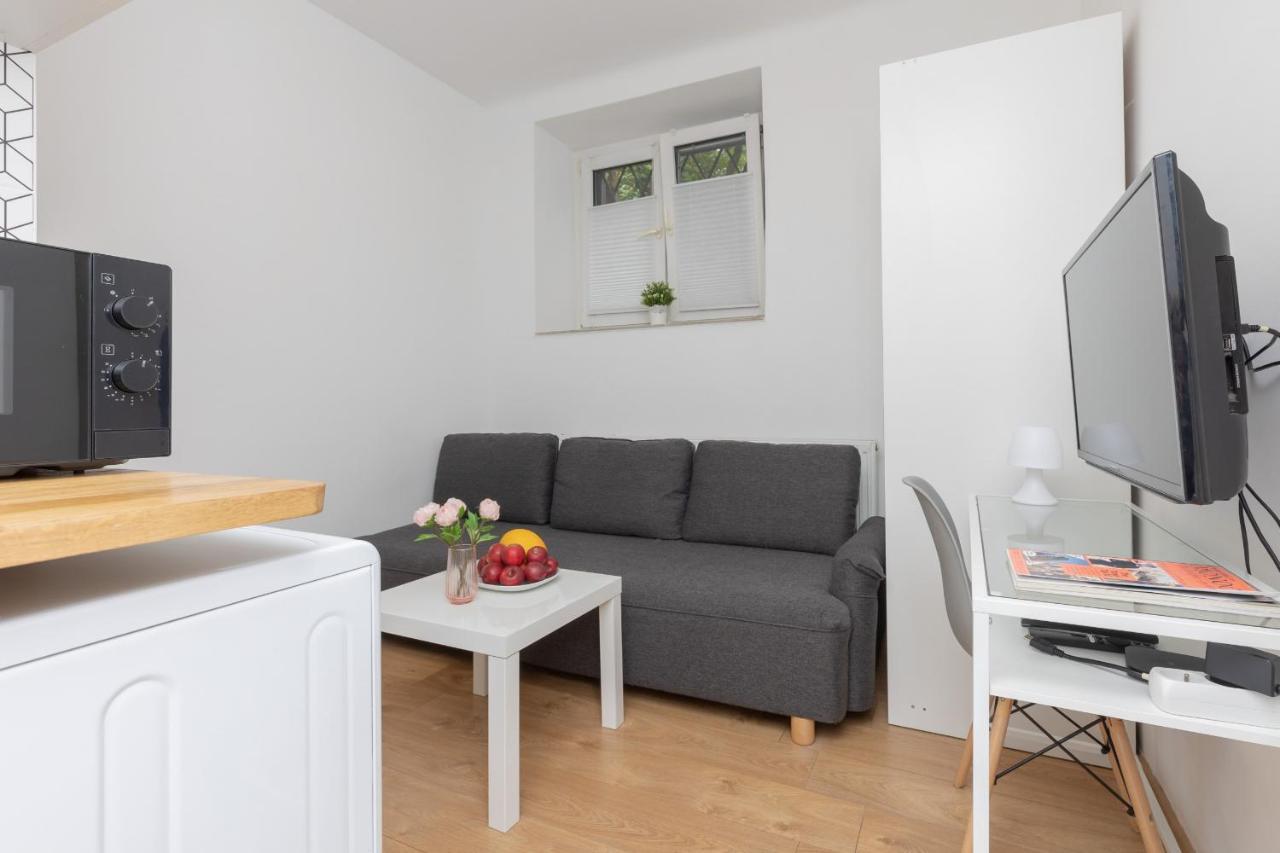 Micro Apartment near Fort Mokotów by Renters Warszawa Zewnętrze zdjęcie