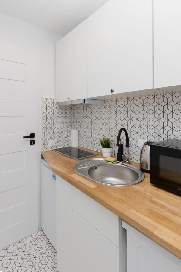 Micro Apartment near Fort Mokotów by Renters Warszawa Zewnętrze zdjęcie