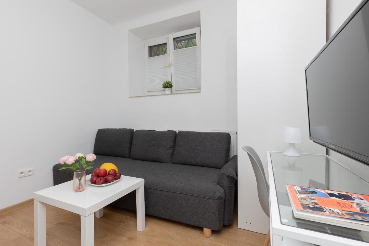 Micro Apartment near Fort Mokotów by Renters Warszawa Zewnętrze zdjęcie